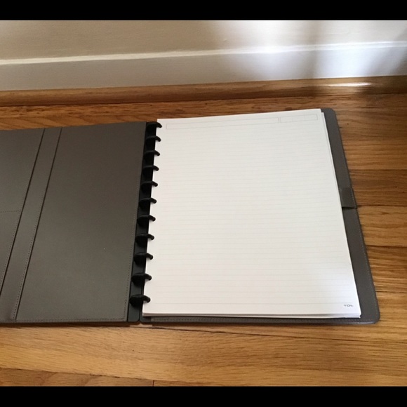 TUL Note-Taking System Discbound Notebook - Picture 1 of 3
